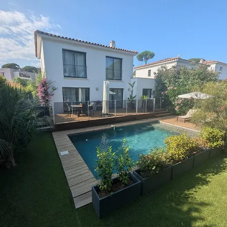 别墅 Family-friendly Pool & Garden