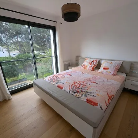 别墅 Family-friendly Pool & Garden Saint-Raphaël