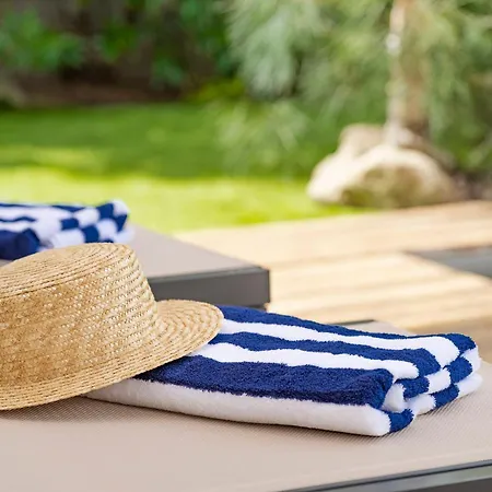 Valescure Sun, Pines & Golf Retreat Вілла