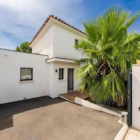 Villa Valescure Sun, Pines & Golf Retreat *