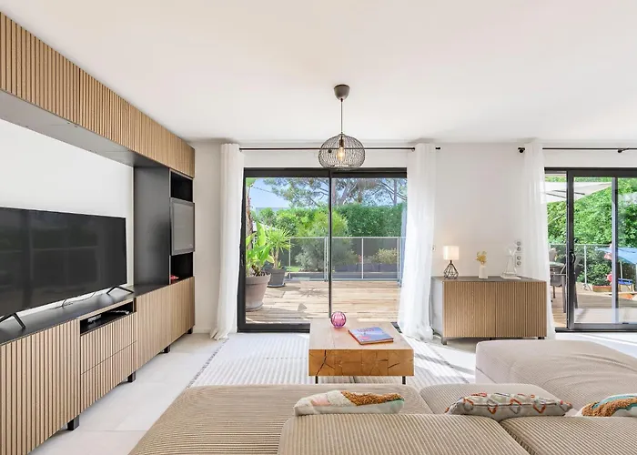 Villa Valescure Sun, Pines&golf Retreat