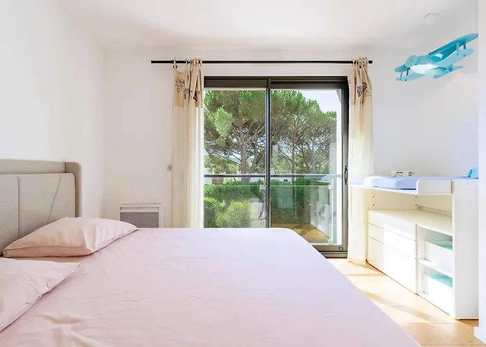 Valescure Sun, Pines & Golf Retreat *