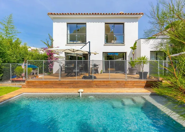 Valescure Sun, Pines & Golf Retreat Villa